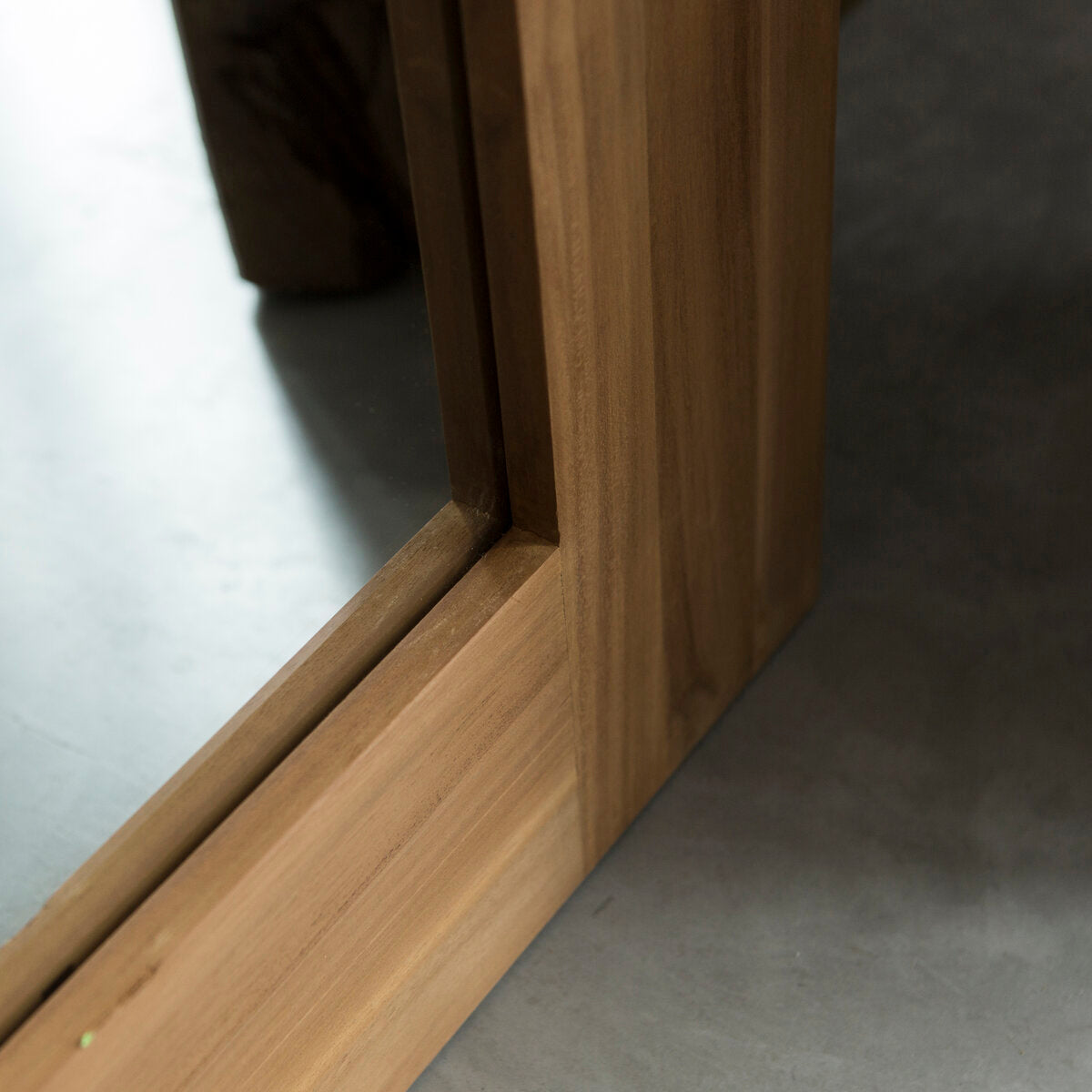 natural wood mirror for warm interior styling - The Leaf Crafts