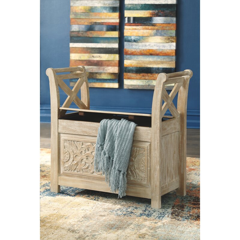 A royal-style seating element in your living space - The Leaf Crafts