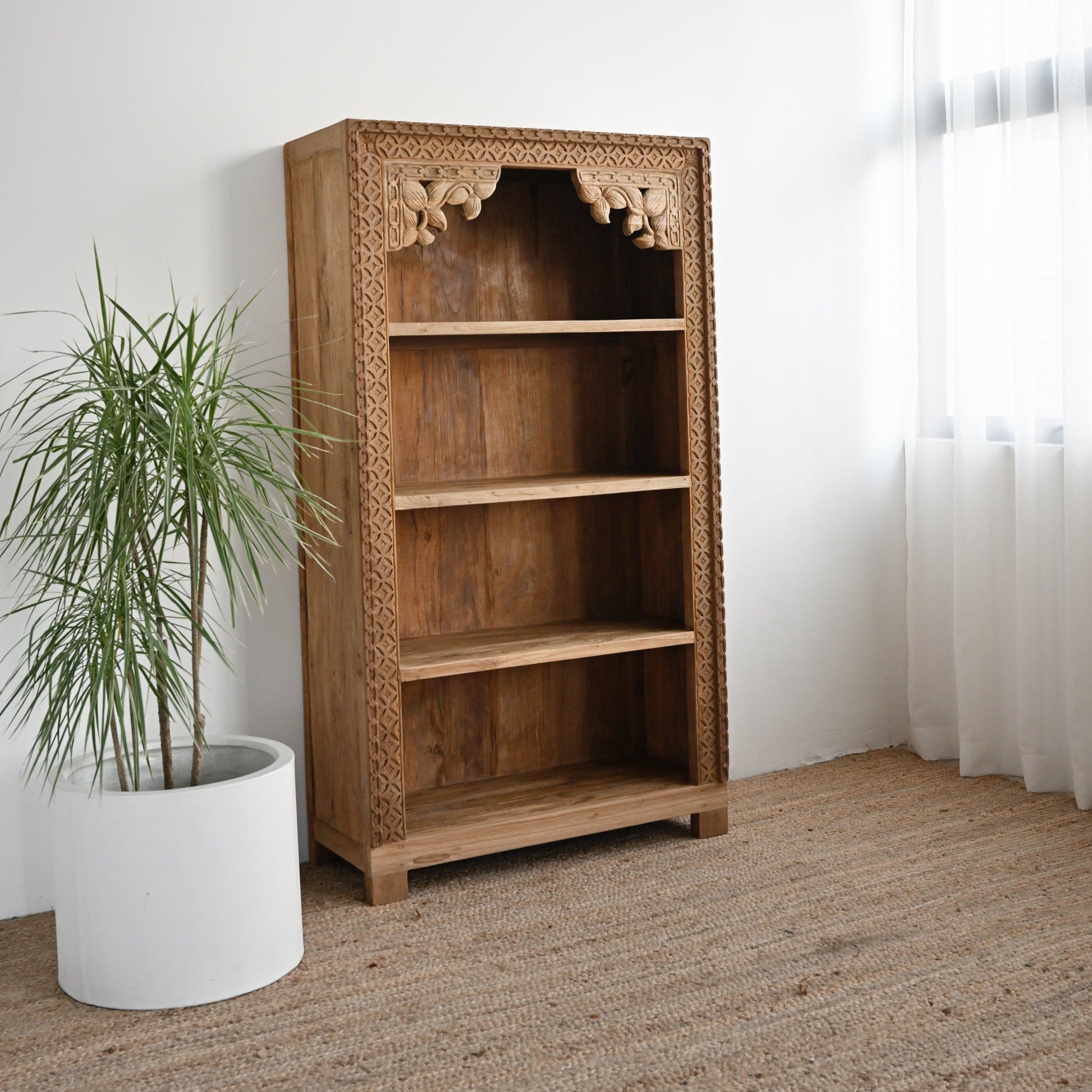 Luxury decorative carved wooden display shelf for books and décor