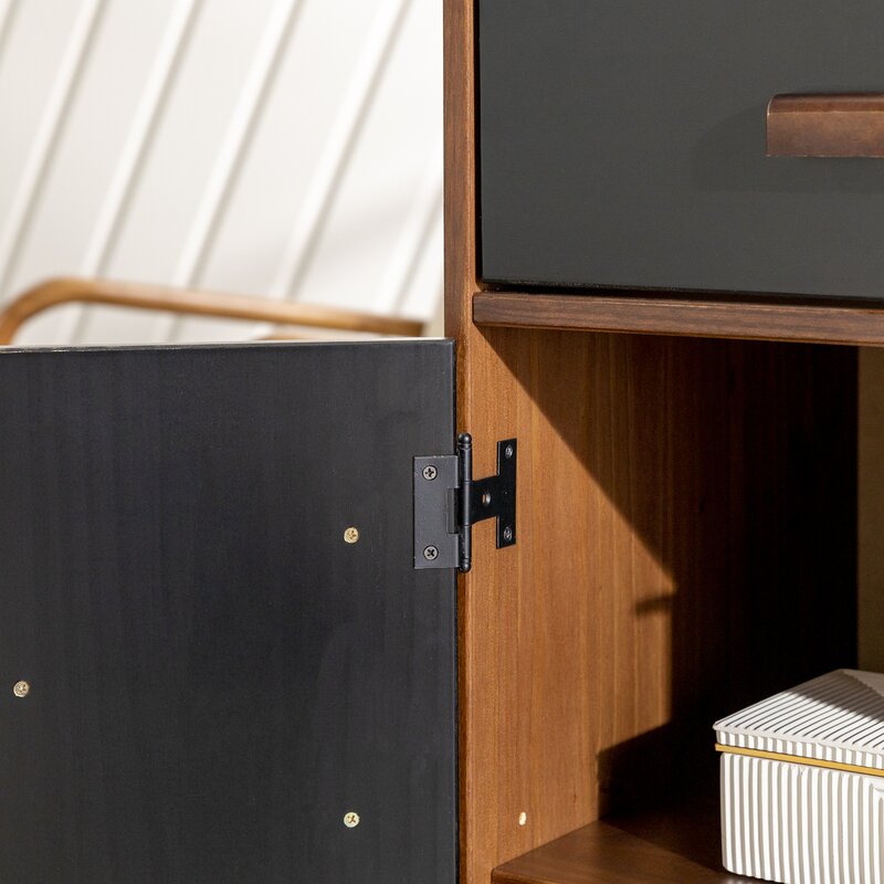 maintaining a minimal and curated look - The Leaf Crafts
