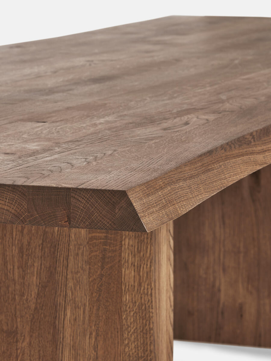 heritage style dining table- The Leaf Crafts