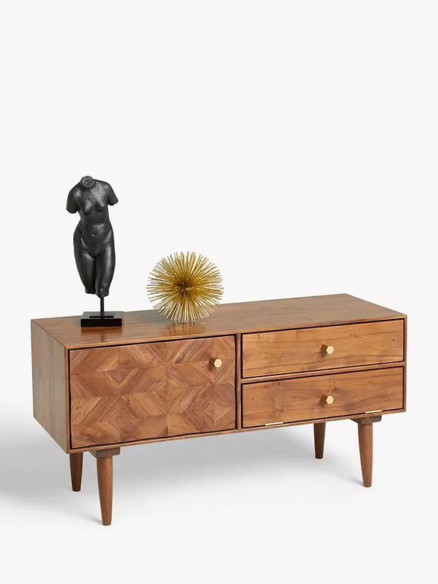 we are a dedicated solid wood furniture manufacturer, creating furniture - The Leaf Crafts
