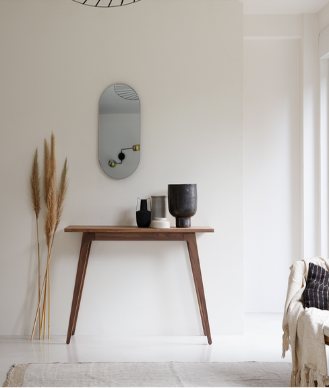 Slim and space-efficient modern design - The Leaf Crafts
