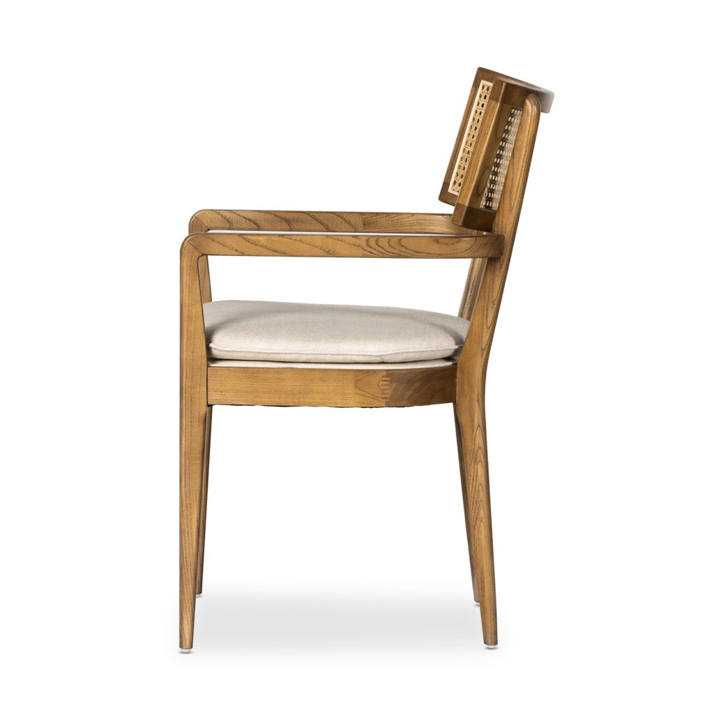 minimalist wooden lounge chair for modern homes- The Leaf Crafts