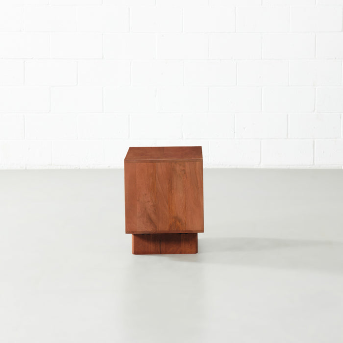 premium handcrafted bedside furniture- The Leaf Crafts