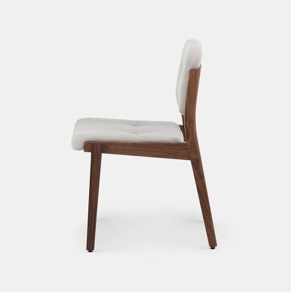 premium handcrafted chair furniture for home décor