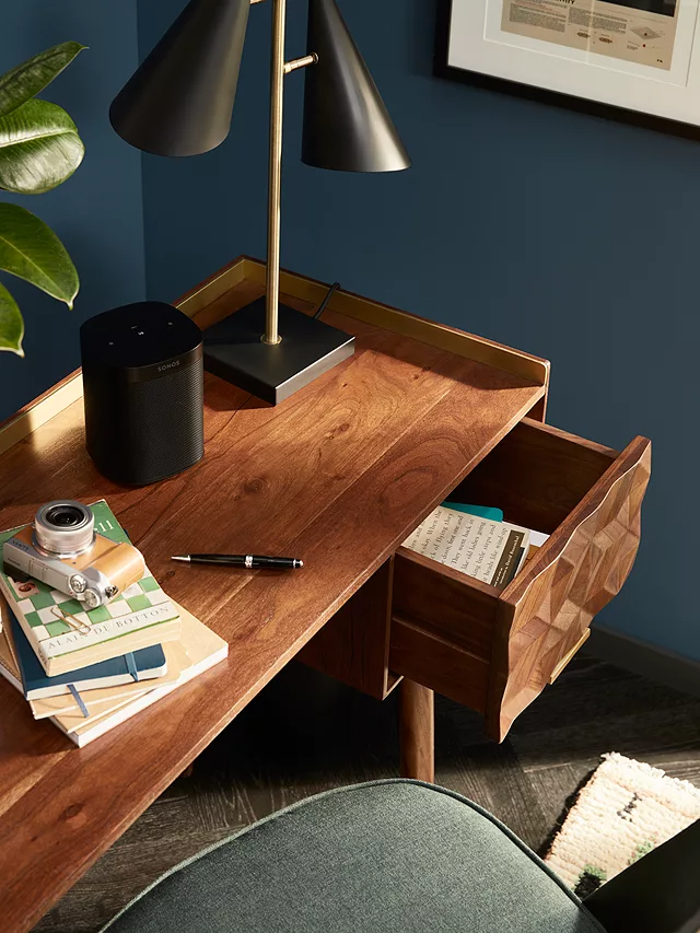 minimalist study setup for productivity - The Leaf Crafts